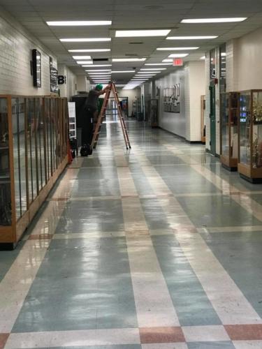 23318973_1605541299502856_7800282844986725815_n